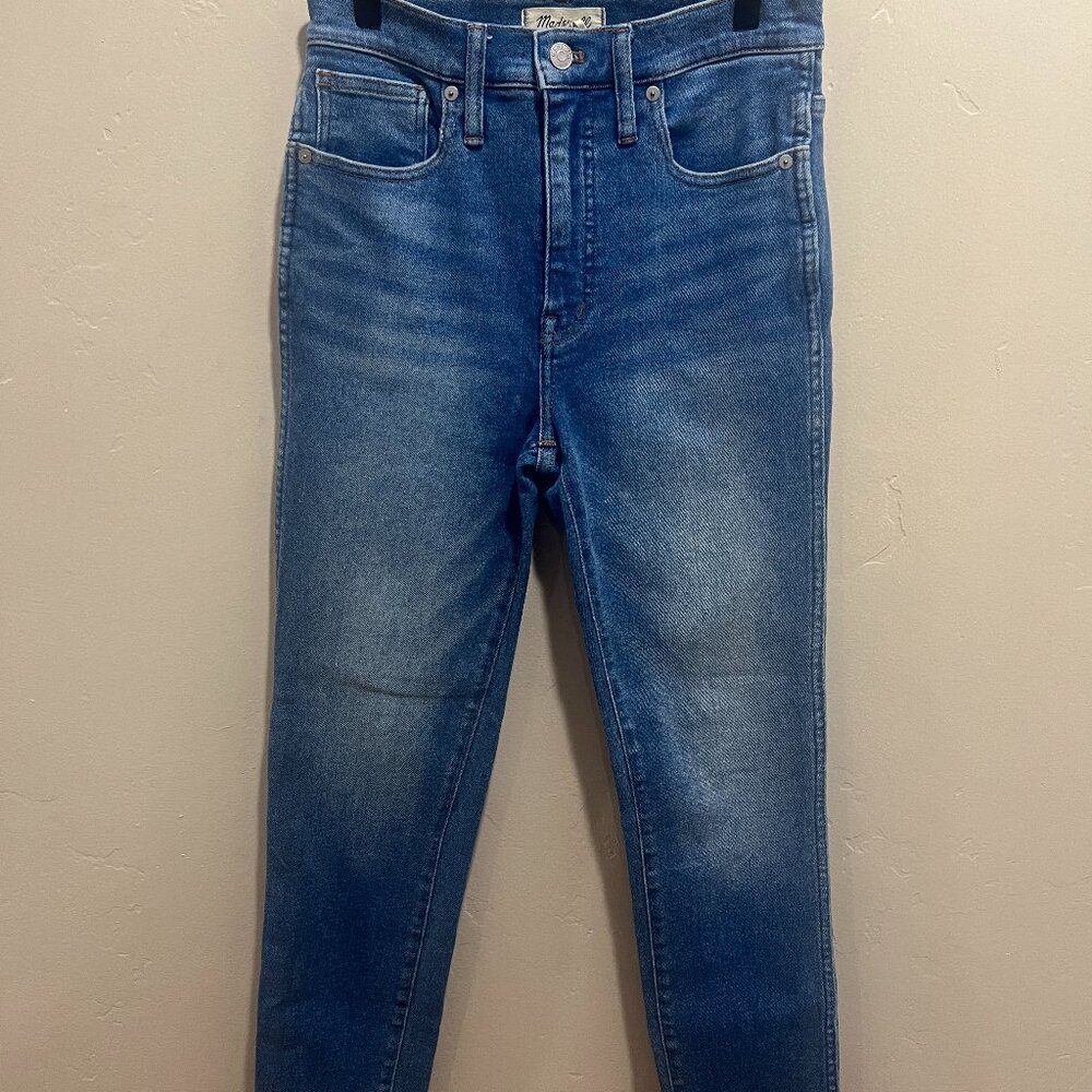 Skinny blue jeans